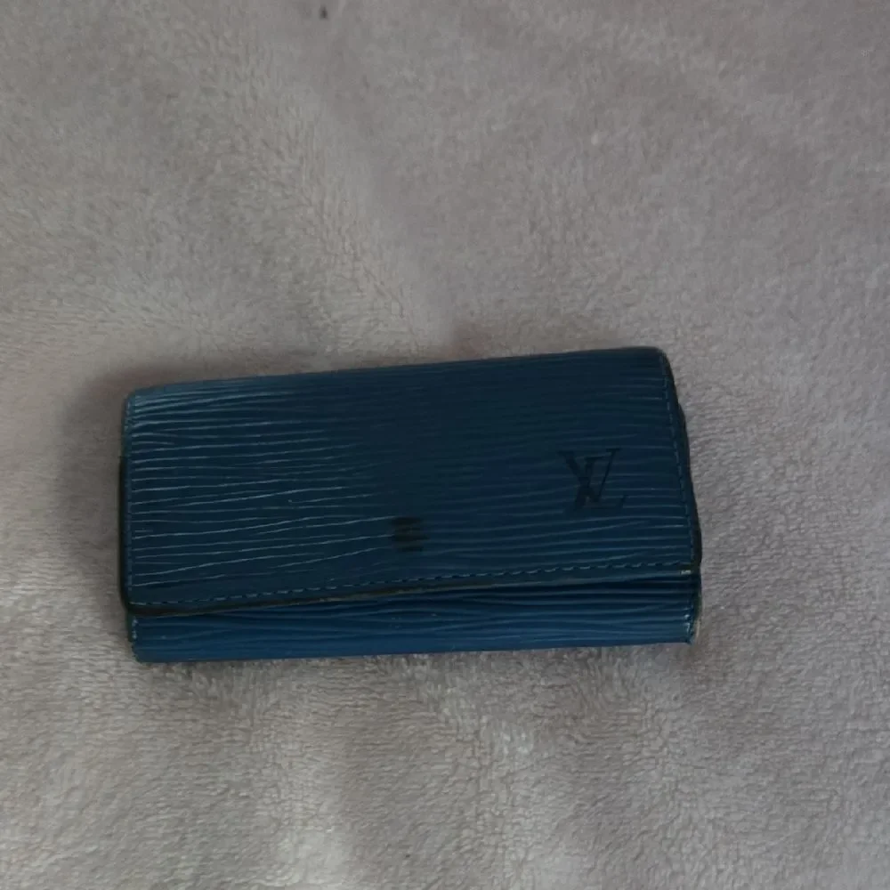 Louis Vuitton Blue Epi Leather Key & Card Holder